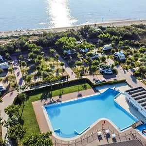 Miramare Village 索托马里纳