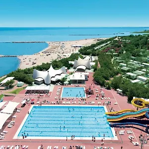 Üdülőpark Isamar Village