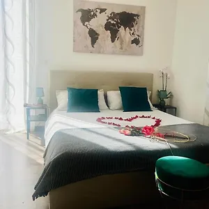 https://bella-cernobbio-my-suite-in-the-center.it-lombardy.com