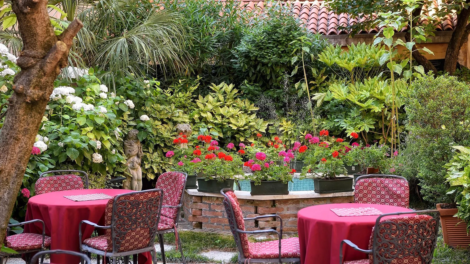 Hotel Amadeus Venedig 4*,