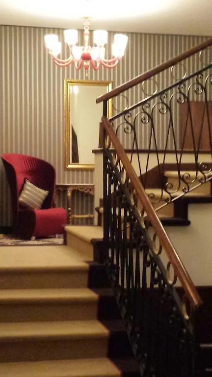 Hotel Amadeus Venedig 4*,